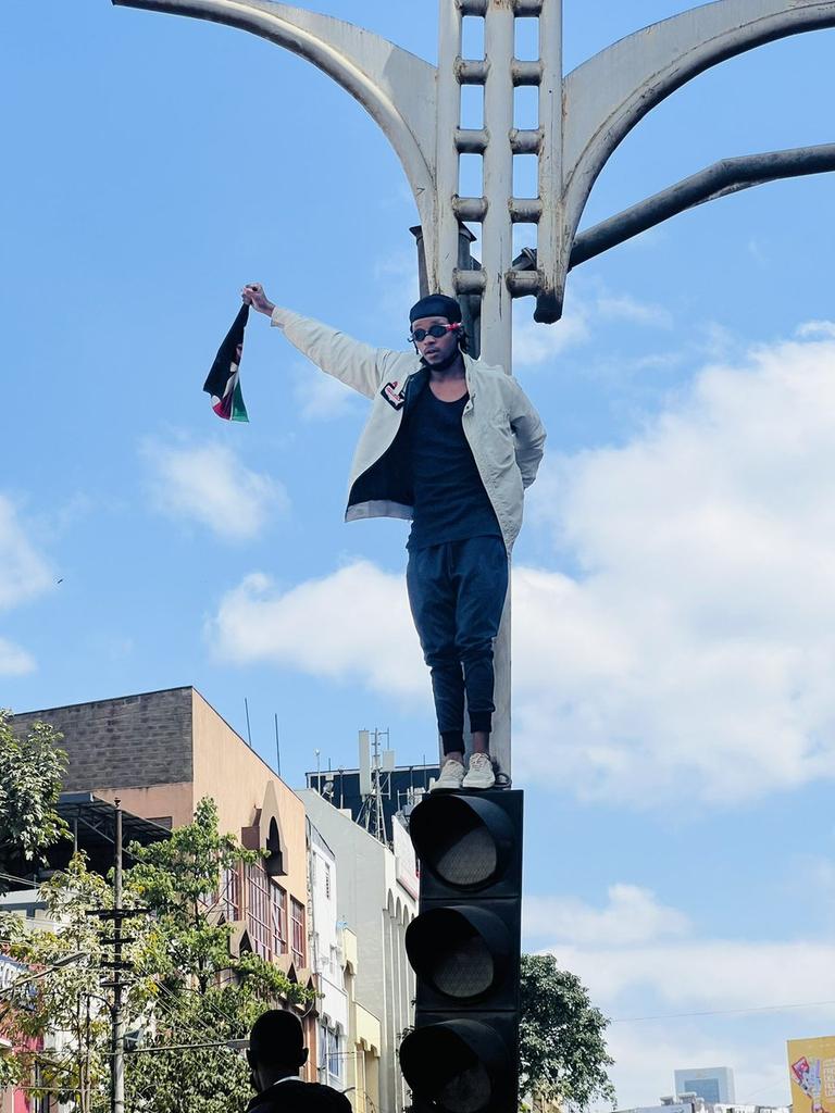 Africans, Let's make this the most liked picture of the Day 🔥🫡