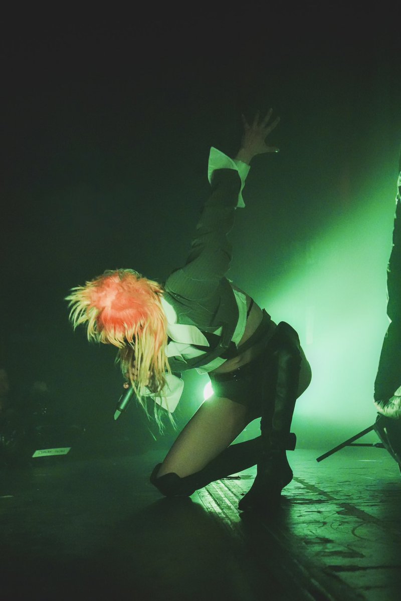 the tour so nice we did it twice. three times? four times? whatever. can’t wait to bring this show to a few more cities this fall &amp; to support the one and only st vincent. tickets and VIP packages on sale 10a local time this friday. fanfare 4ever. 

dorianelectra.com/#Tour