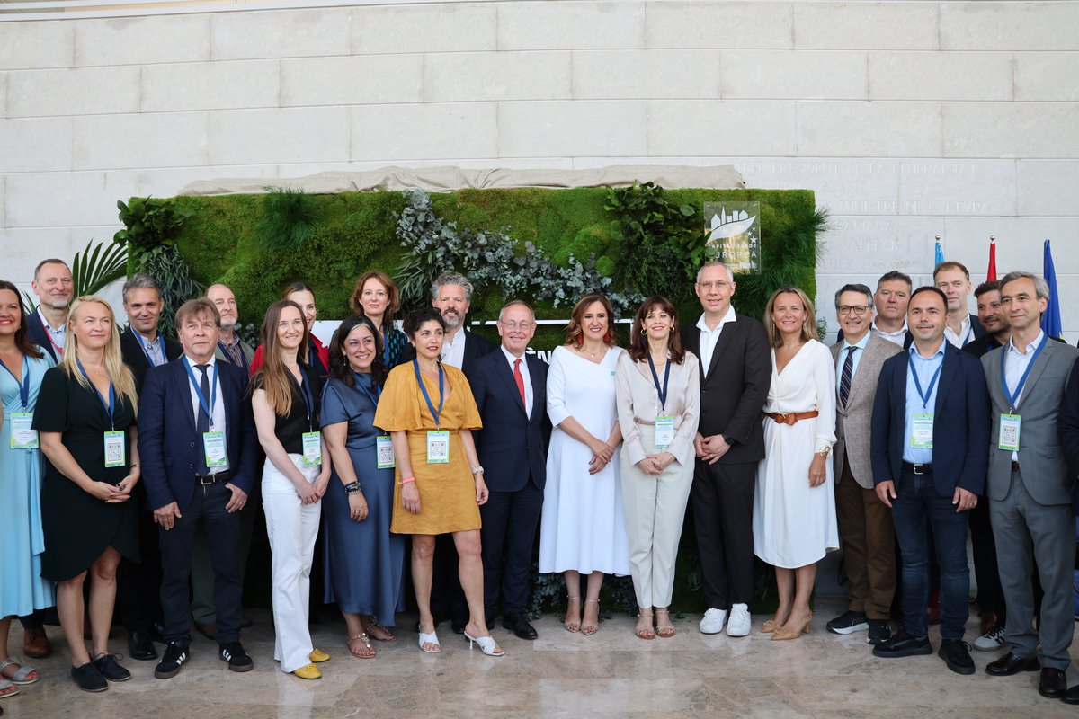 NetZeroCitiesEU's tweet photo. That's a wrap for day 1 of Cities Mission Conference 2024! Today, #MissionCities focused on Climate City Contracts, exchanged knowledge & fostered partnerships for climate neutrality. Excited for day 2 with city mayors & EU officials alongside #EURESFO and #GraftingCities2024! https://t.co/2HacK0kL6m