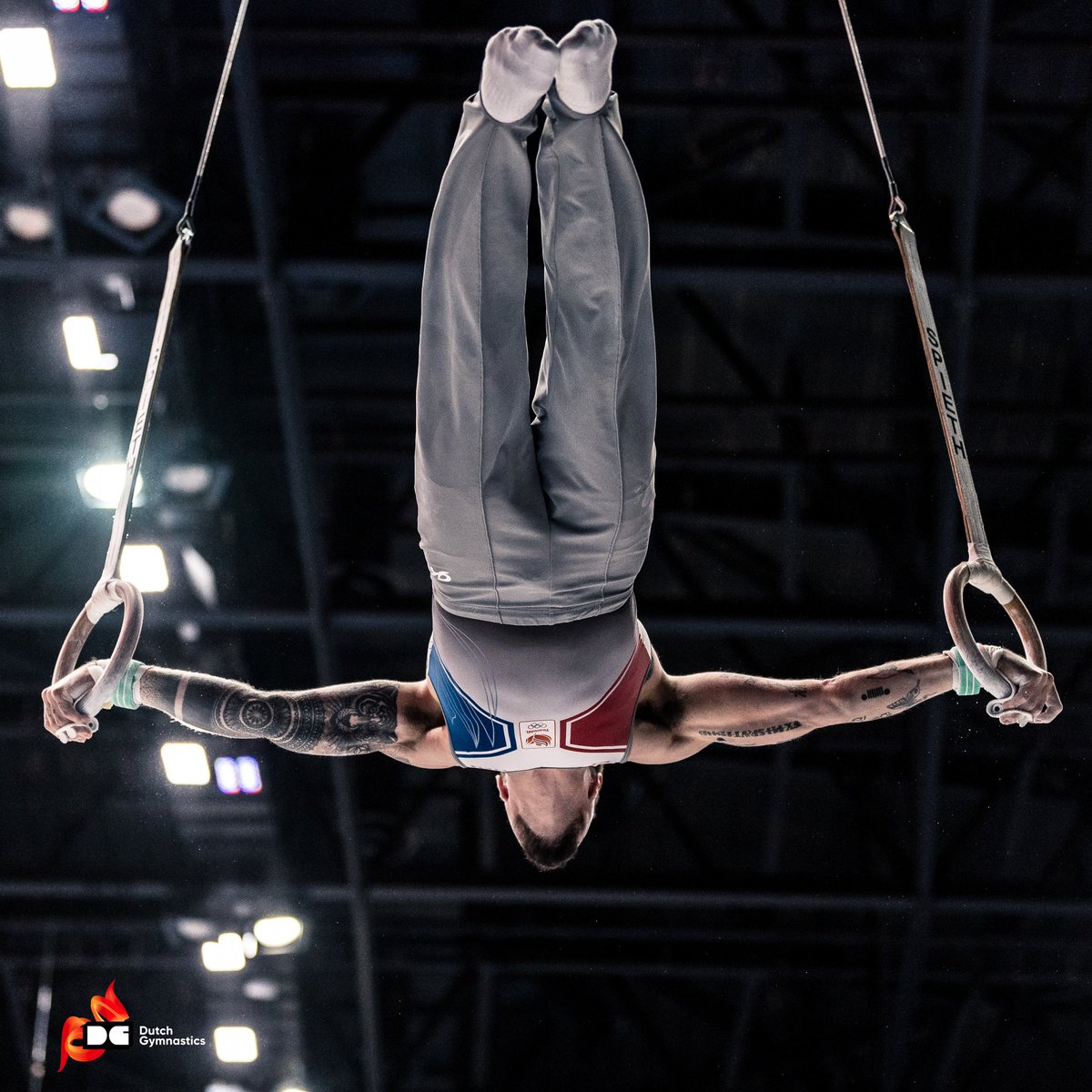 Deze mannen gaan Nederland vertegenwoordigen tijdens de Olympische Spelen in Parijs! Jermain Grünberg, Loran de Munck, Frank Rijken, Casimir Schmidt en Martijn de Veer zijn door bondscoach Dirk van Meldert geselecteerd. Heel veel succes 🔥!