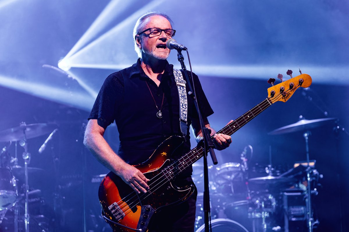 concertaddicts's tweet image. Review + photos of @thechurchband + @theafghanwhigs  performing at the @TheLincolnDC  in #WashingtonDC by @arcane93 
concertaddicts.com/reviews/live-r…