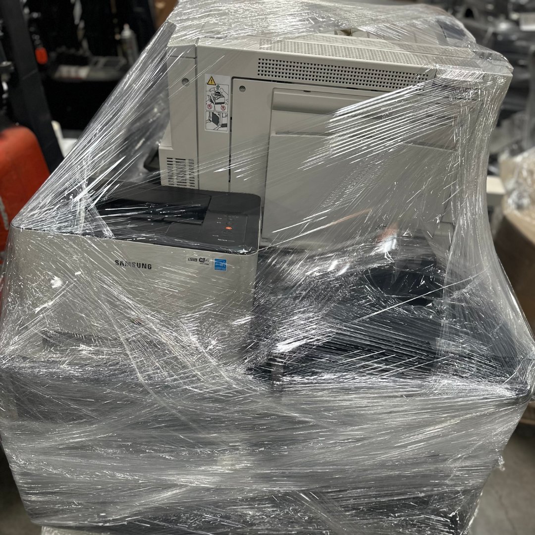 RebootTechLLC's tweet photo. Got old electronics lying around? π Reboot Tech is here to help!
We recycle a wide range of e-waste You can drop off your electronics anytime between 8 am and 5 pm PST. π π
#R2v3Certified #ISOCertified #CalRecycle #DataDestruction #EWasteRecycling #ITAssetDisposition https://t.co/Gdui78GjGf