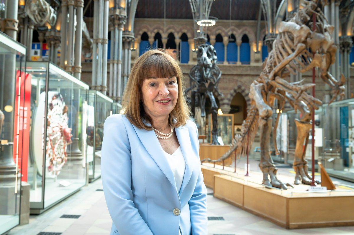 Robinson Research Group (@cvr_research) on Twitter photo Many congratulations to Carol for winning the Lifetime Achievement prize at the European #InventorAward 2024! ππ
Find out more:
bit.ly/CarolVRobinson
#Inventor #MassSpec #WomenInSTEM
<a href="/KavliFoundation/">The Kavli Foundation</a> <a href="/KavliOxford/">Kavli Institute for Nanoscience Discovery, Oxford</a> <a href="/OxfordChemistry/">Oxford Chemistry</a> Many congratulations to Carol for winning the Lifetime Achievement prize at the European #InventorAward 2024! ππ
Find out more:
bit.ly/CarolVRobinson
#Inventor #MassSpec #WomenInSTEM
<a href="/KavliFoundation/">The Kavli Foundation</a> <a href="/KavliOxford/">Kavli Institute for Nanoscience Discovery, Oxford</a> <a href="/OxfordChemistry/">Oxford Chemistry</a>