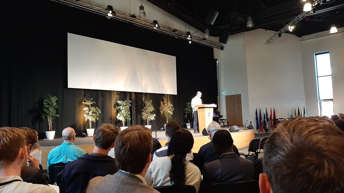 Elise van Hoek-Burgerhart tweet media