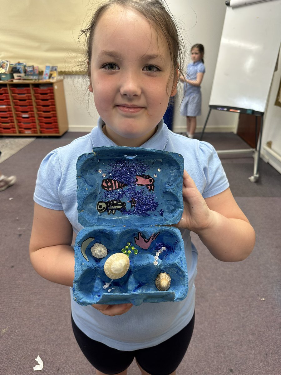 mrssmith_scps's tweet photo. We have been learning about the ocean habitat as part of our topic. P3b have created their own ocean habitats using a range of materials and have included different aquatic animals and coral reefs  🌊🎨 @stcatherinespsy https://t.co/kvQe8Tp2HB