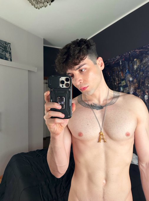 1 pic. My IG                                            My X https://t.co/6ar2HoIvvL