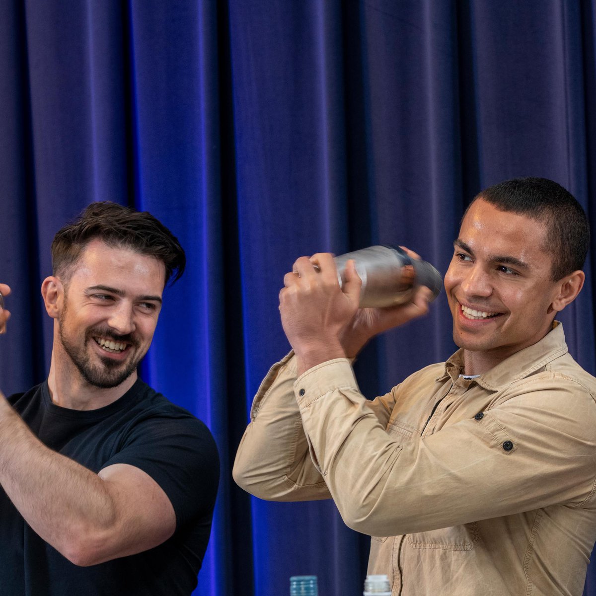 homeofbombay's tweet image. Unleash your inner mixologist on our Gin Cocktail Masterclass. 

Book your tickets by visiting our website 👉 bit.ly/3XDPZgA

#Gin #CocktailMasterclass #BombaySapphire #HomeOfBombay #Cocktails #GinCocktails #BombaySapphireDistillery #Distillery