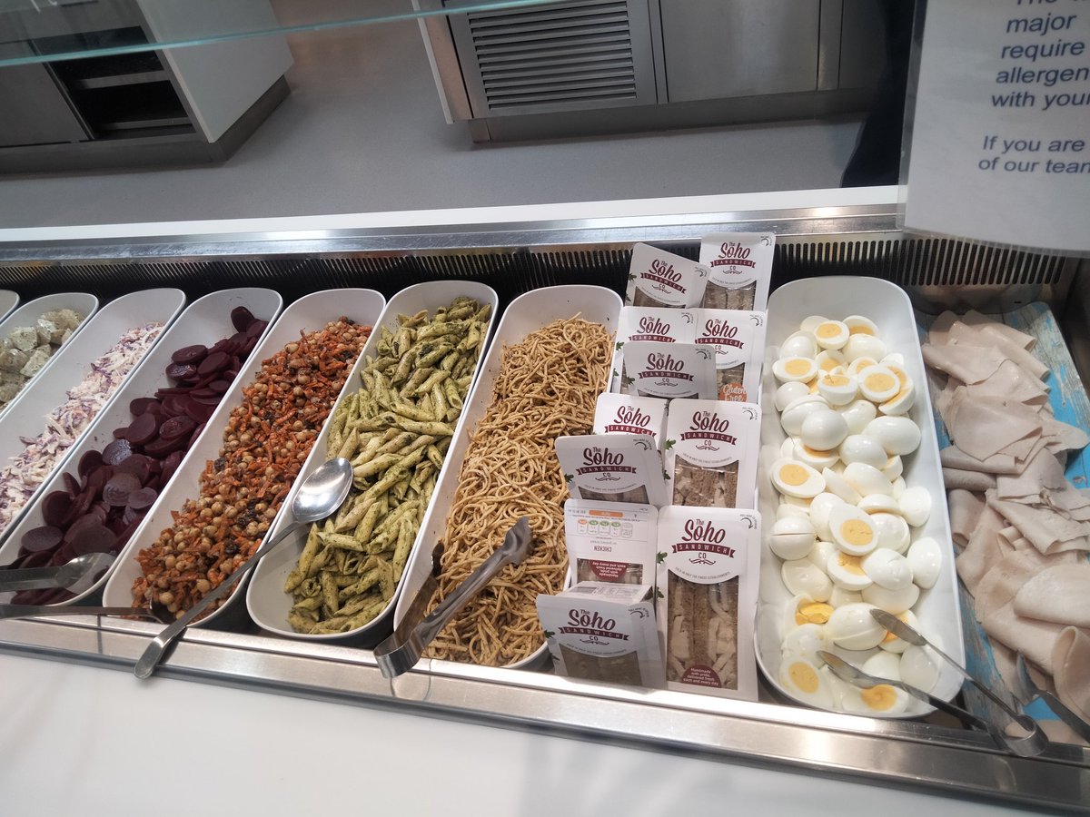 Monday lunch - Braised beef bolognaise, served with spaghetti, pesto roasted vegetables, garlic bread. Vegetarian choice - Mushroom and gnocchi, pesto dressing. Selection of salads. Pasta with tomato sauce and jacket potatoes with baked beans.