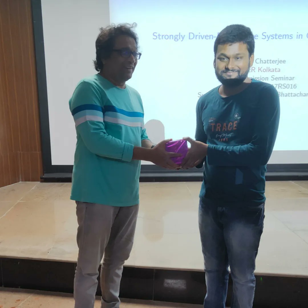SpinLab_IISERK's tweet image. Today, Mr. Arpan Chatterjee presented his pre-submission seminar on &quot;Strongly driven dissipative systems in quantum optics&quot; for his PhD thesis. 

He gets one step closer to achieving the esteemed title of Dr. Chatterjee!
