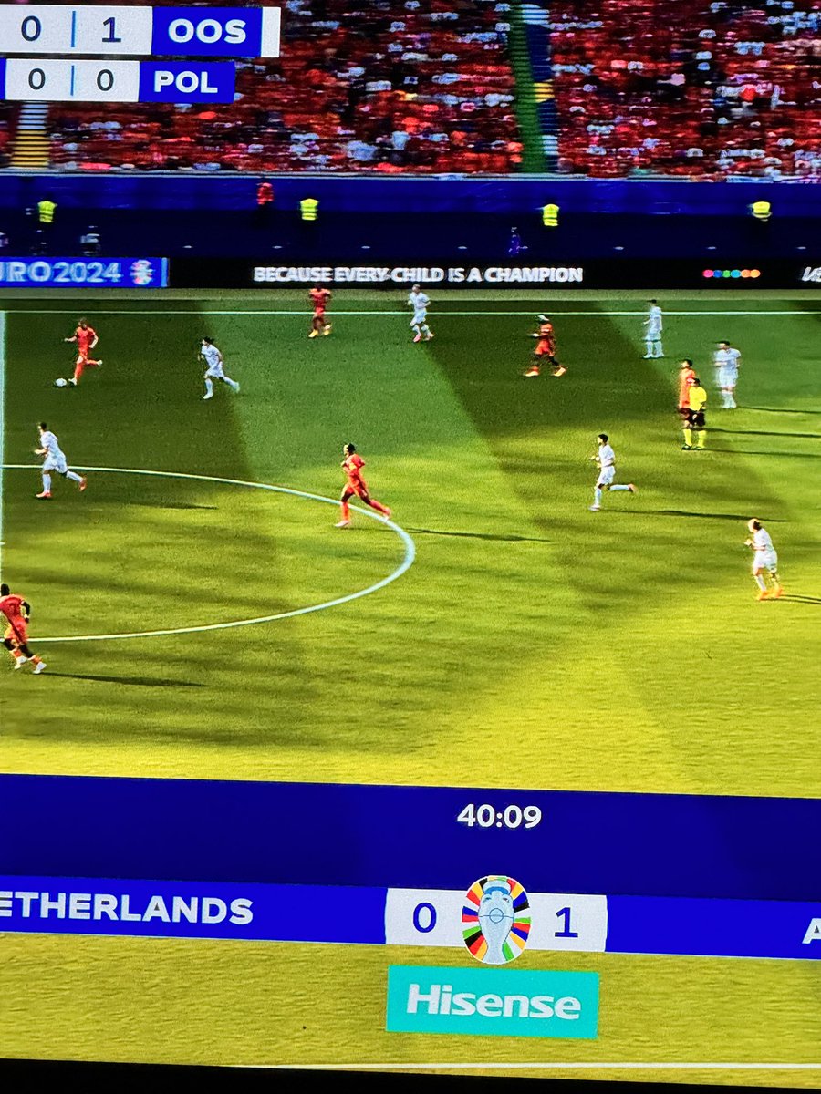 De kinderen tegen mannen #nedoos 0-1 !