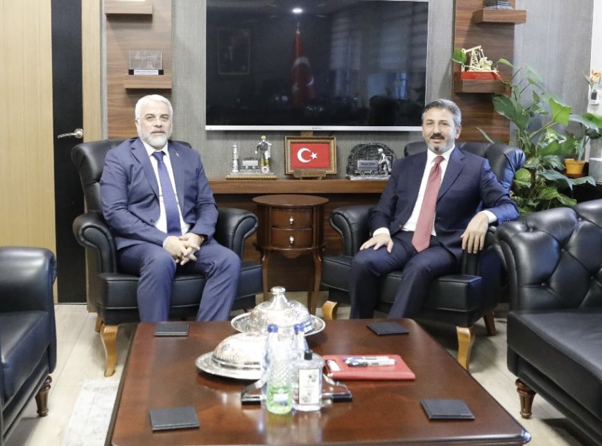 Genel Başkanımız ve Cumhurbaşkanımız Sn. <a href="/RTErdogan/">Recep Tayyip Erdoğan</a>’ın tensipleri ile AK Parti Adıyaman İl Başkanı olarak atanan Sn. Faruk Bülent Kablan’a ziyaretleri için teşekkür ediyor, yeni görevinde muvaffakiyetler diliyorum. 

Görevi devreden önceki İl Başkanımız Sn. Emrah Erkan Bulucu’ya