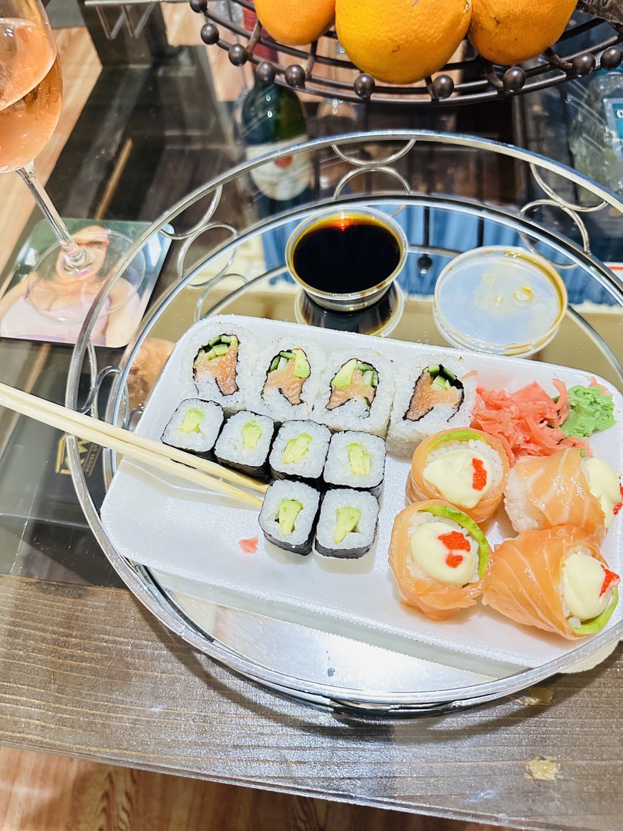 KolekaGrootboo2's tweet image. Kwa “ I know my worth”