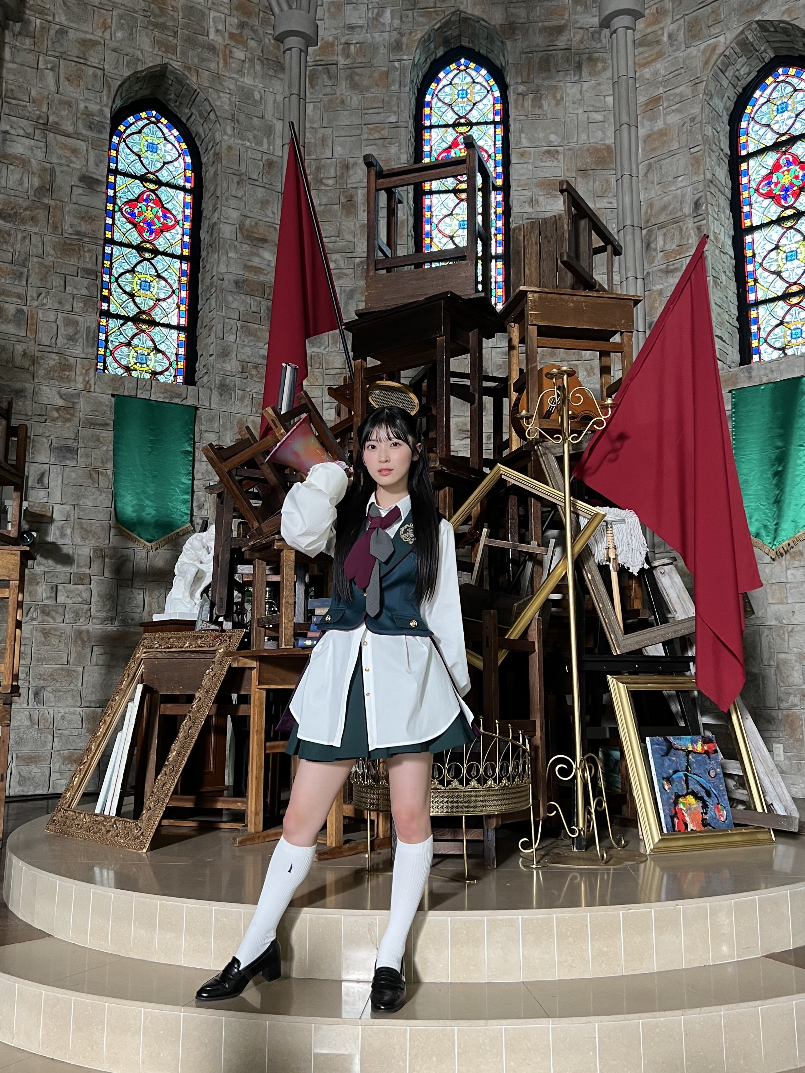 M8681 AKB48 ボールペンセット16本 セブンイレブン 制服