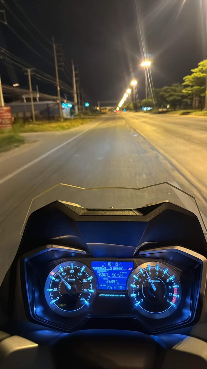 ขับรถเล่นๆๆเบื่ออยู่ห้องครับ #พระอิน