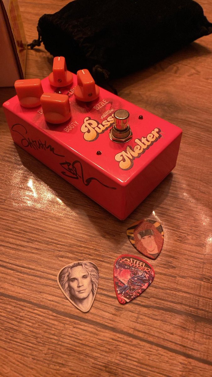 Chris Moiny aka MacFish tweet media