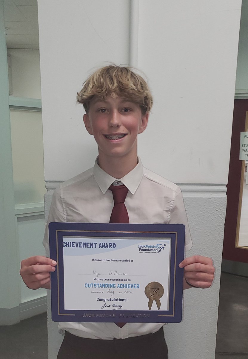 Chingford Foundation School tweet media