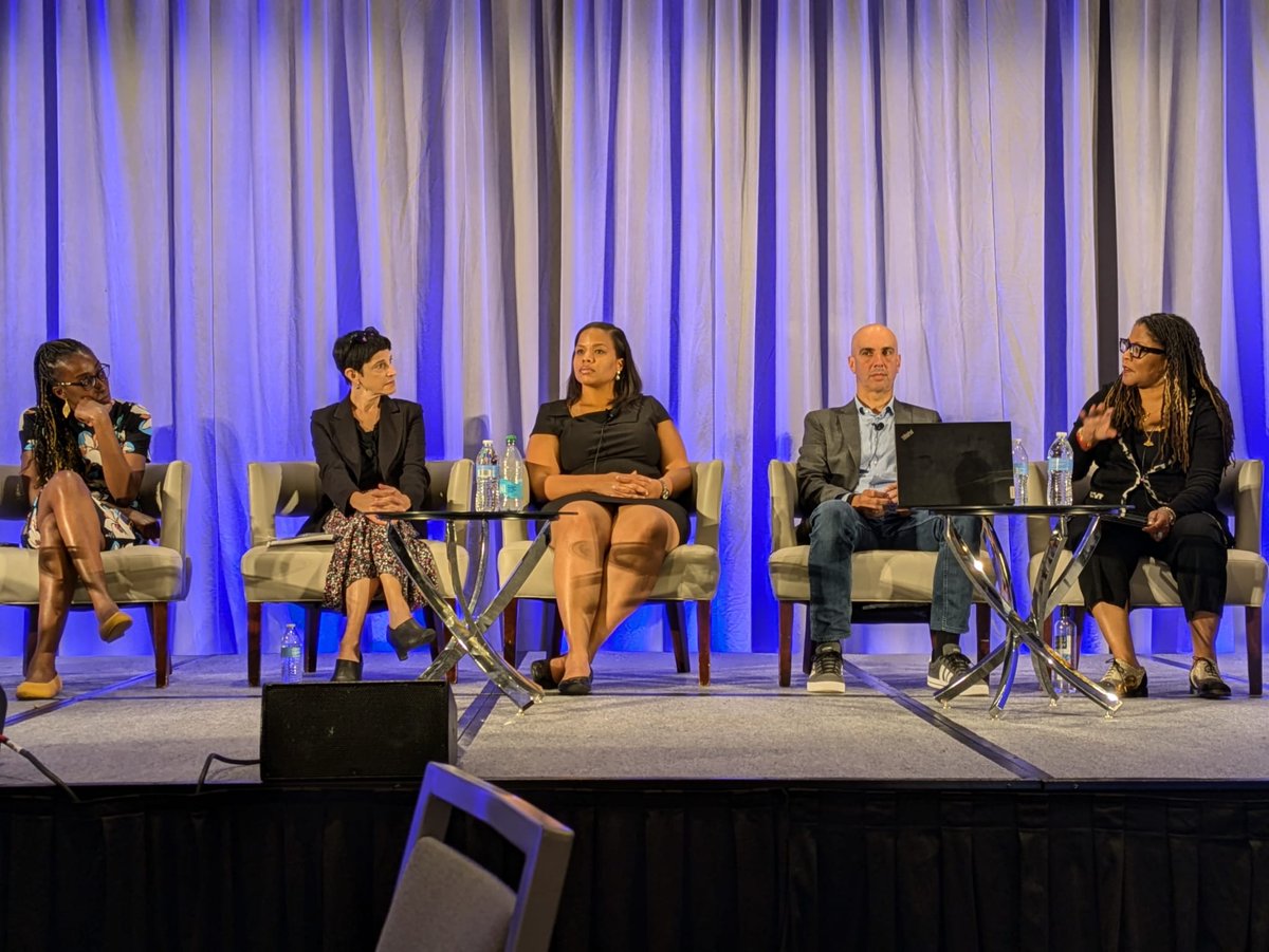 👏 Great debate during our health inequities session! Thanks to @GyasiSamilia <a href="/OphiraG/">Ying Yi Gao</a> <a href="/DrTiffanyCarson/">Dr. Tiffany Carson</a> @salvax99 &amp; Chanita Hughes Halbert. 

#PrevConf24 | <a href="/uscnorris/">USC Norris Comprehensive Cancer Center</a> | <a href="/IARCWHO/">IARC</a> | @NCIGlobalHealth | <a href="/MoffittNews/">Moffitt Cancer Center</a> | <a href="/OhioState/">Ohio State</a> (AB)