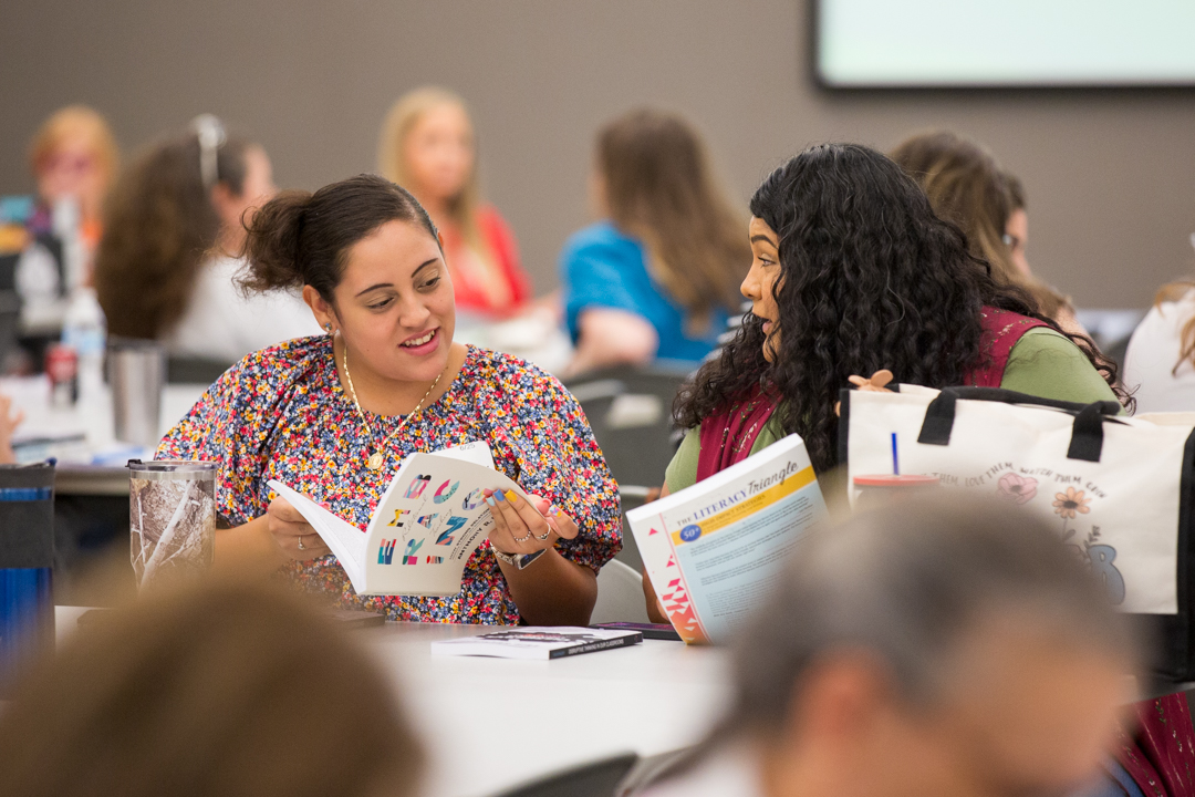 ESCRegion11's tweet image. We kicked off our 3-Day All Systems Go Conference today! 🚀 @E_Sheninger delivered an inspiring keynote on fostering a disruptive thinking culture to future-proof our classrooms and create lasting, meaningful learning experiences. #AllSystemsGo