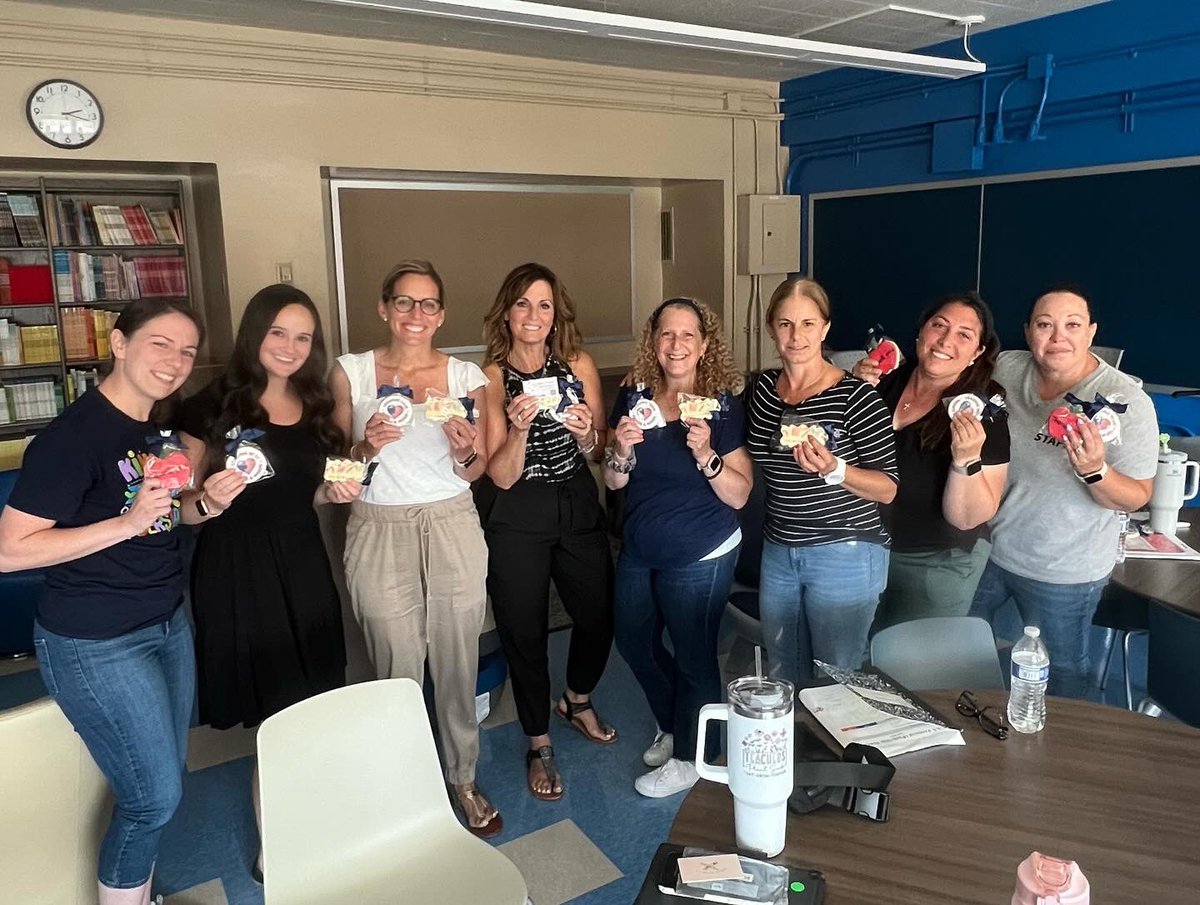 PaulForbesNYC's tweet image. God willing, I hope to continue this arc of professional learning next school year.
I’m wishing everyone a safe, wonderful, relaxing summer. Let’s continue to do #TheWorkBehindTheWork 
Appreciate you 🙏🏽

P.S. Shoutout to @E_Sweet_Treats for the amazing cookies 😋