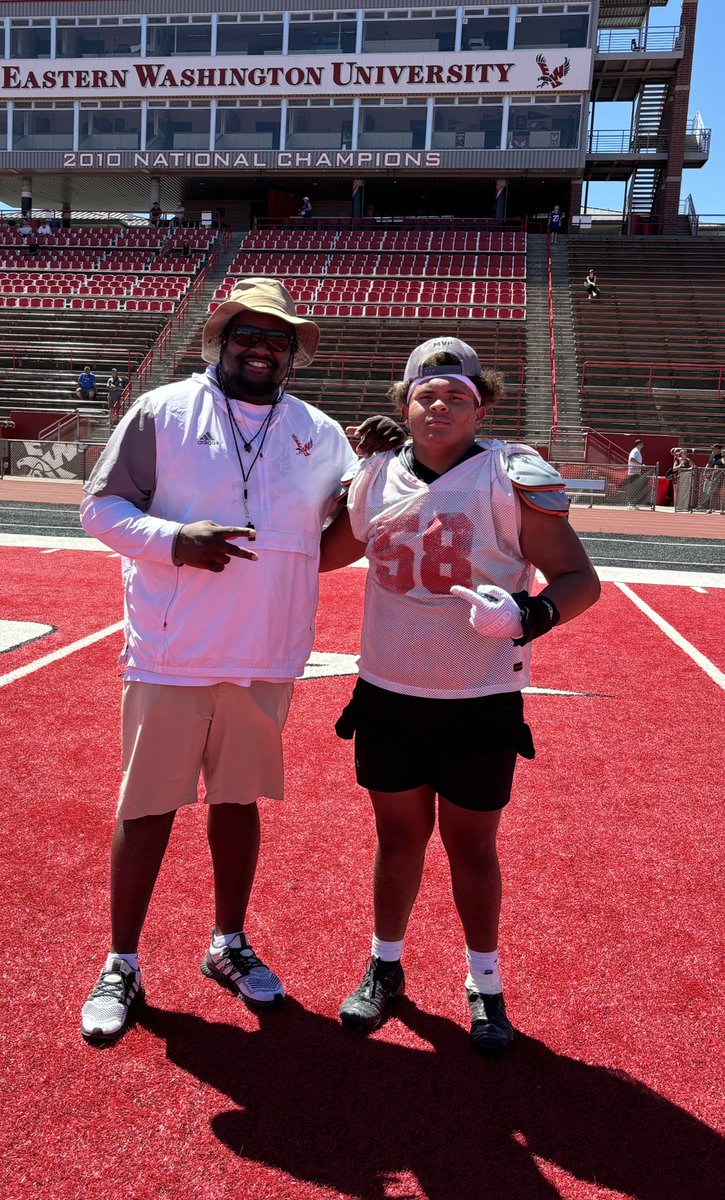 Had a great time at the <a href="/EWUFootball/">EWU Football 🏈</a> big man camp , also won defensive line MVP,  thanks to coach <a href="/JaylenJohnson92/">Jaylen Johnson</a> for the great tips. 

<a href="/Scdarrow/">Scott Darrow</a> <a href="/CoachBestEWU/">Coach Aaron Best</a> <a href="/BrandonHuffman/">Brandon Huffman</a> <a href="/MRJDEEZY/">Coach J.Little</a> @yikes_teo