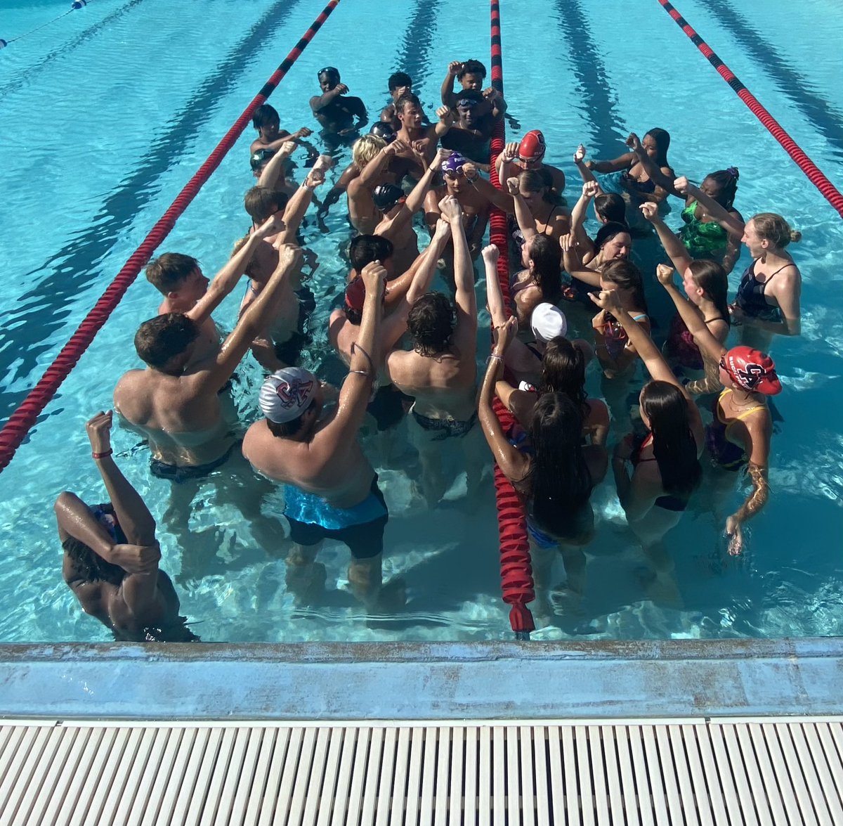CAHS_SWIM's tweet photo. Step Up Day ๐ค๐ฝ #SwimDNA #ICYW https://t.co/YZrwTNBN5L