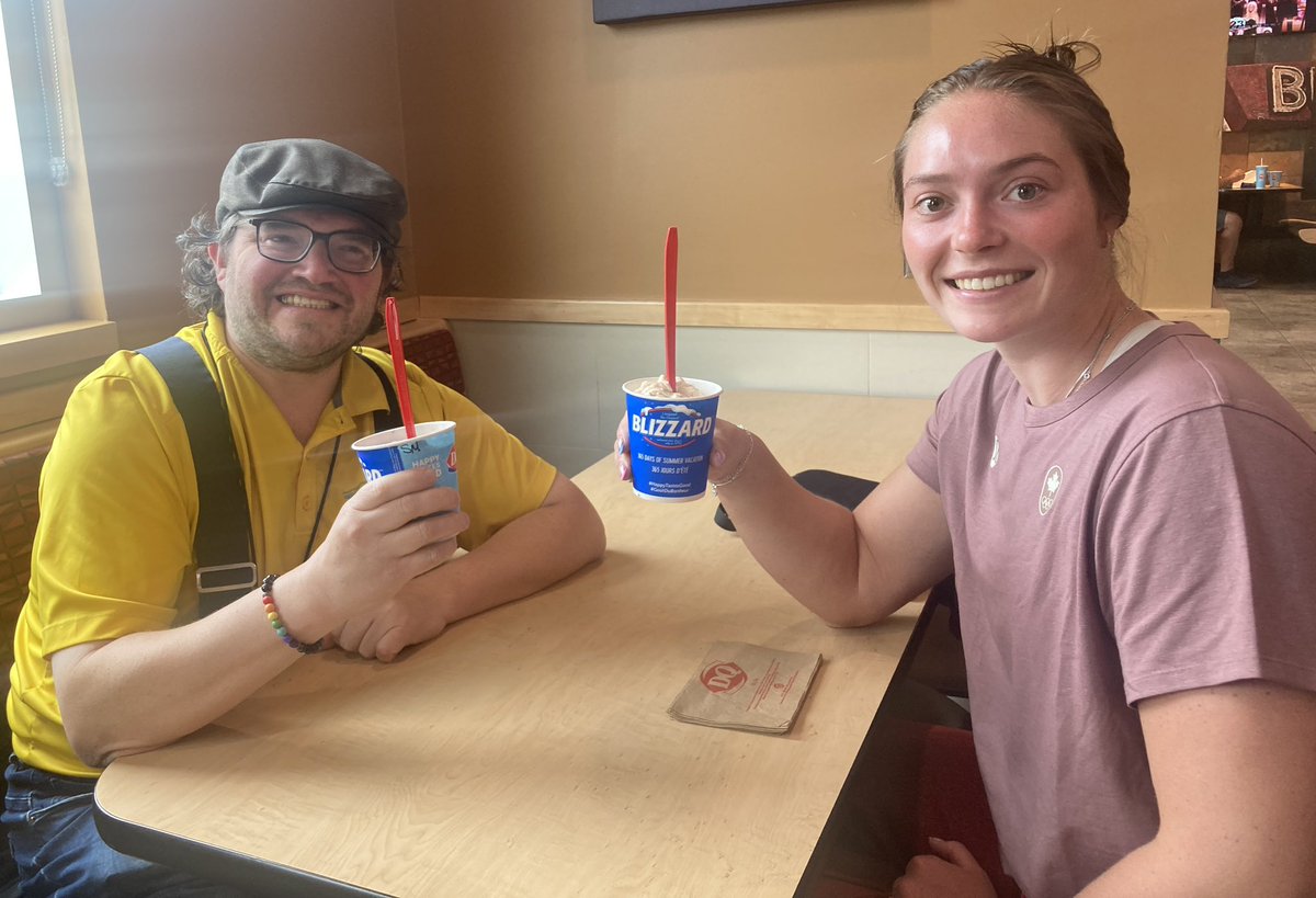 ReprtrPatHealey's tweet image. Had a great interview this afternoon with new @TeamCanada Olympian Sloan MacKenzie of #WindsorJunction. I treated her to a DQ Blizzard as a congrats on her accomplishment. Watch for the story on the Laker news website. #FallRiverNS #Paris2024 @CanoeKayakCAN