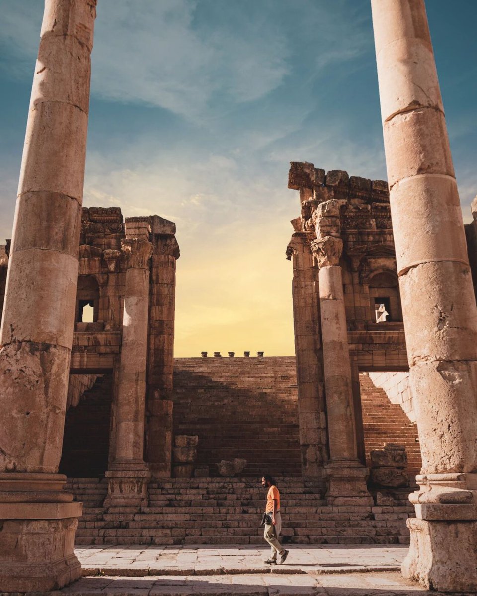 The well-preserved Roman Ruins in Jerash 😍 One of the many reasons why Jordan is a must for your travel bucket list. 

Have you been?