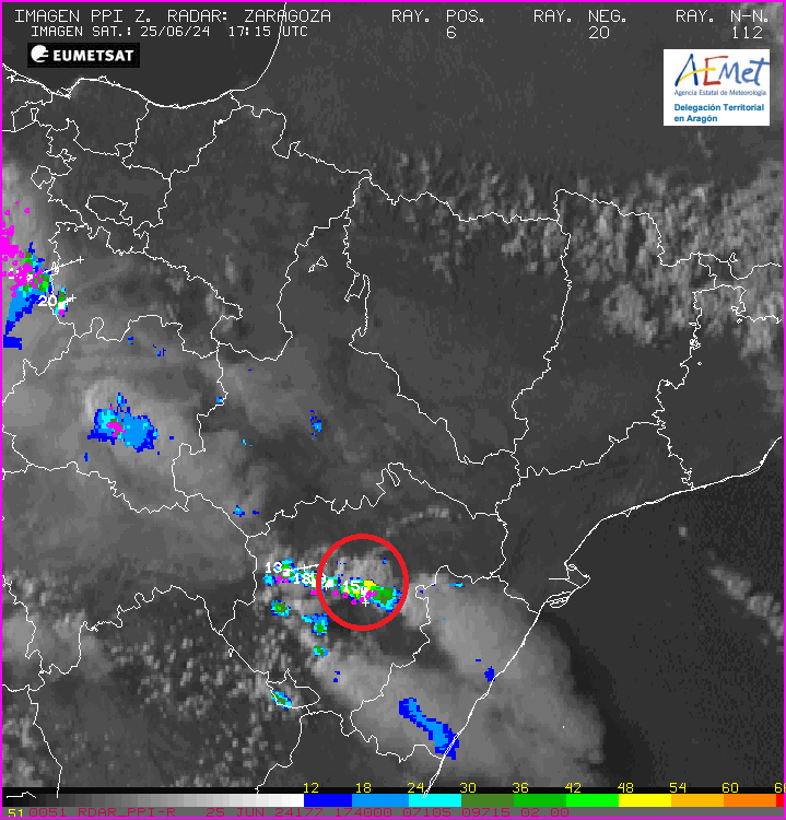 AEMET_Aragon's tweet photo. La ⛈️ del N del #Maestrazgo de #Teruel ha alcanzado ecotops de 14 km y DVIL 2.5 g/m3 con posibilidad de #granizo. Radar 2D y 3D, Ecotop y rayos en 2 h de 17 a 19 25/06/24 @eltiempo_atv @AragonMeteo https://t.co/ZZ93WtrOp0