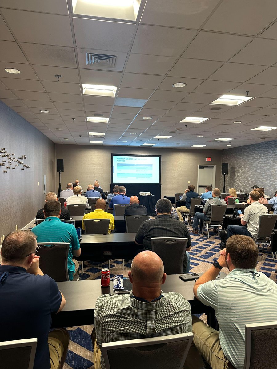 Meridian_Coop's tweet photo. Learning in action! #Apex24 classes are in full swing. From hands-on workshops to insightful discussions, everyone is gaining valuable knowledge to take back to their teams. We're excited to see the growth and innovation that will come from these sessions! https://t.co/4utQKDeLJC