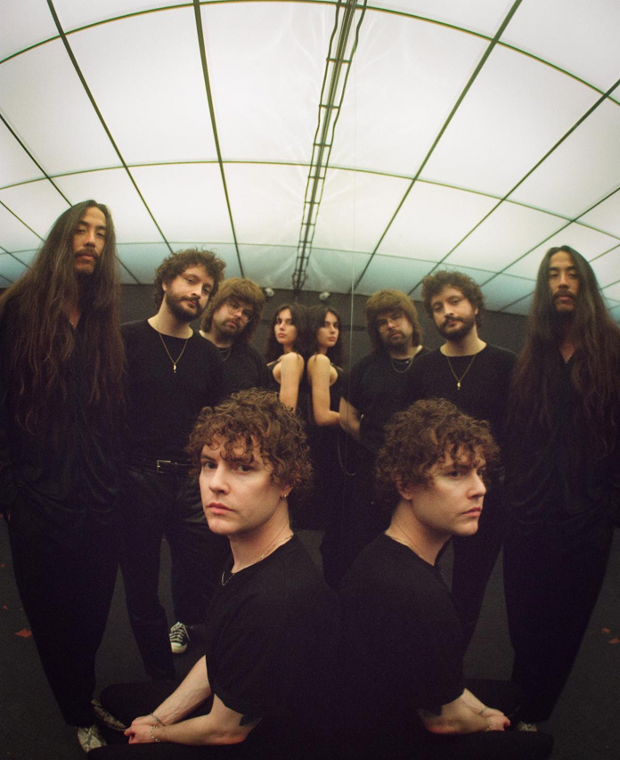 Brooklyn-based psych-rock quintet GIFT (<a href="/giftbandnyc/">GIFT</a>) are releasing a new album, Illuminator, on August 23 via <a href="/capturedtracks/">Captured Tracks</a>. Now they have shared its third single, “Later,” via a music video.
undertheradarmag.com/news/gift_shar…