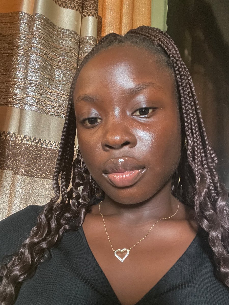 Imole🌟 (@_dudu_yemi) on Twitter photo Never beating the forehead allegations! Never beating the forehead allegations!