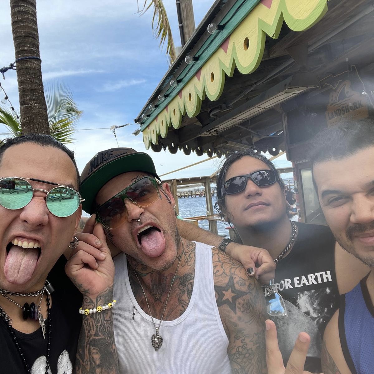 zeistencroix's tweet photo. Good bye brother I hope you found the peace you were looking for thanks for sharing your love with us, for the songs together and the unrecorded ones, for the crazy times and shenanigans. We’ll miss you, see ya on the other side.

#crazytown #sethbinzer #shifty @CrazyTownBand https://t.co/XdLz1XAjgl