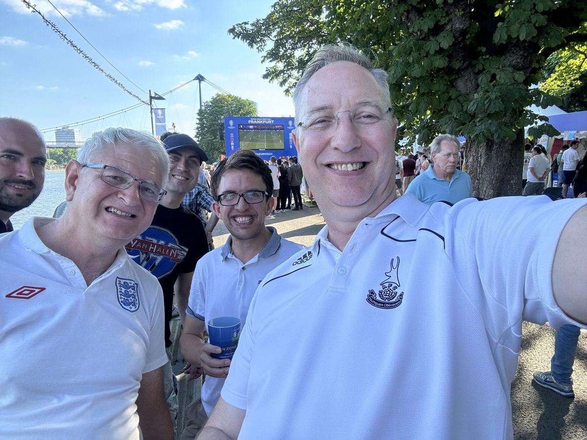 Rob Udakis tweet media