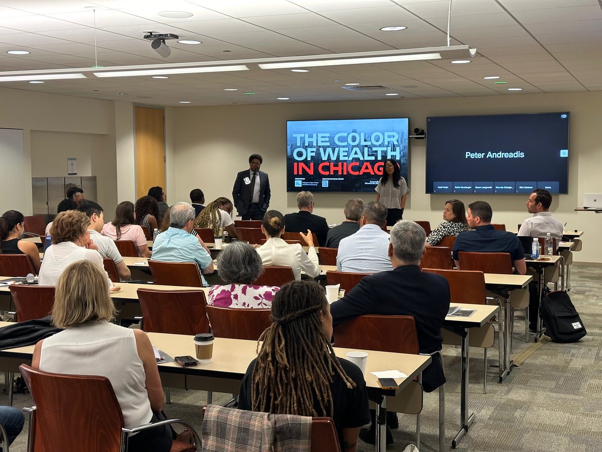 RacePowerPolicy's tweet photo. The Institute had the opportunity to present our research to staff at the Chicago Fed last week. Seeded a rich conversation about the wealth inequality in the Chicago region and potential solutions for one of the great social dilemmas of our time.
#ColorOfWealth #Chicago https://t.co/GTarracOrD