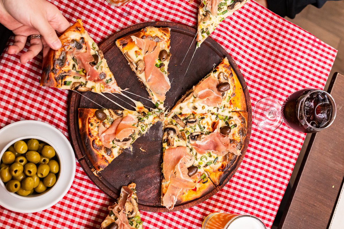 Todos los martes 50% en pizzas