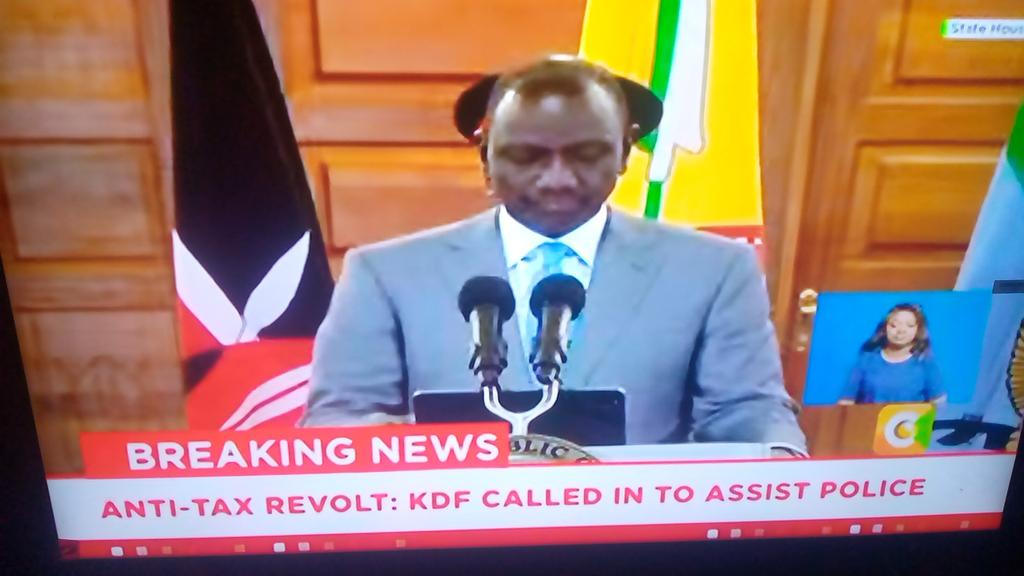 kabash061's tweet photo. @bonifacemwangi Almost hit the TV but remembered the  TV will be televising live the down fall of a despot that even if I will be gone, at least they will watch what I fought for via  social media.
Viva Kenya.
Freedom is coming tomorrow.... https://t.co/va3P0ymA8x