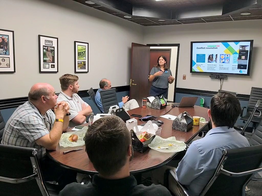 Oasis_CS's tweet image. A big thank you to Sarah Beeson for sharing valuable strategies on effective communication for professionals at our latest Lunch &amp;amp; Learn! #professionaldevelopment
