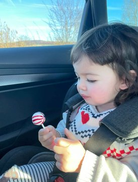 shining_you12's tweet photo. My friend’s baby is so cute🥰 https://t.co/SvLzdz5lqz