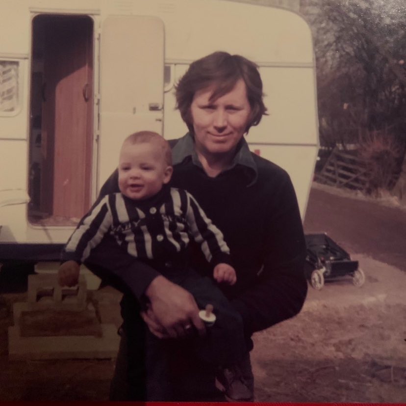 WHusseyAuthor's tweet photo. Me and Dad outside the Showmanβs trailer that was our first home.
Good memories of playing with the other Traveller chavvies in the yard.
Memories that infuse the world of the Jericho books. Love representing our culture in these stories
#RepresentationMatters
#KillingJericho https://t.co/GPSpBOKbJa
