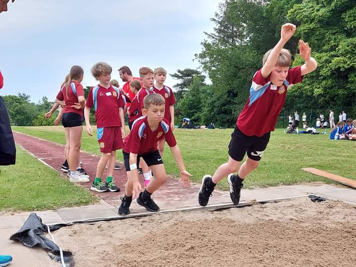 Corbridge Middle School tweet media