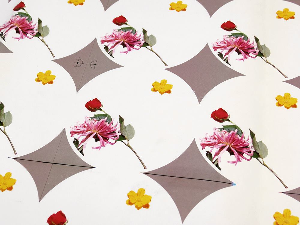 40 years ago today in 1984, @Prince and the Revolution's iconic album "Purple Rain" was released.
Photo: Vintage press sheets of Prince "Purple Rain" vinyl record labels we printed back in the early 1980's #OnThisDay #prince #purplerain