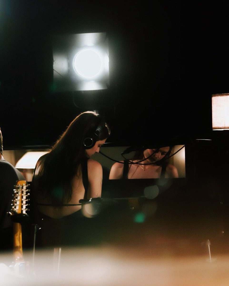 char 🦋🦎 tweet media