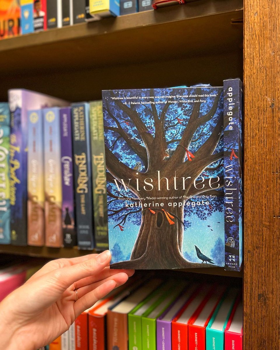 kaaauthor's tweet image. &quot;Nature is not always pretty or fair or kind.
But sometimes surprises happen. And Samar, every spring night, reminded me there is beauty in stillness and grace and acceptance.
And that you&apos;re never too old to be surprised.&quot;
🌳✨🐦‍⬛
#wishtree @MacKidsBooks #mglit