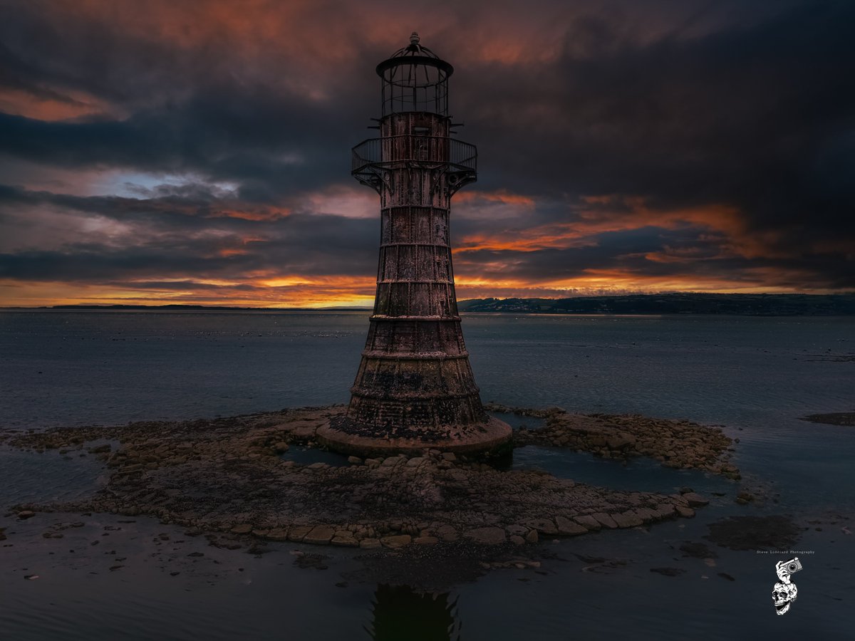 Stevelid's tweet image. And you, my father, there on the sad height,
Curse, bless, me now with your fierce tears, I pray.
Do not go gentle into that good night.
Rage, rage against the dying of the light.
Whiteford Lighthouse #gower #wales #dylanthomas