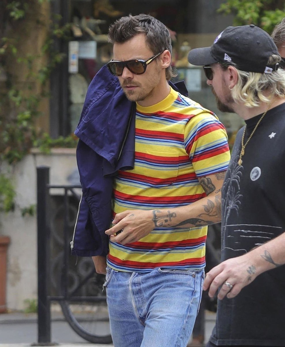 HSMEDIANEWS's tweet image. Harry with Kid Harpoon and Nikolai Haas out in Rome recently.