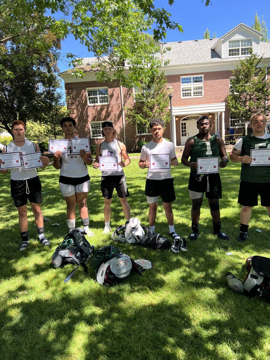 Seahawks_PHS's tweet photo. Wanna congratulate our Seahawks on making all @LinfieldFB camp team! 

Wyatt Abrigo LB/RB
Royal Charles DL 
Hadyn Bundy- WR 
Mana Smythe- QB 
Kobe Dejohnette- DL 
Kyle Williamson- DL 

#11as1 
#PurdyGrit https://t.co/yeYEPC5C6P