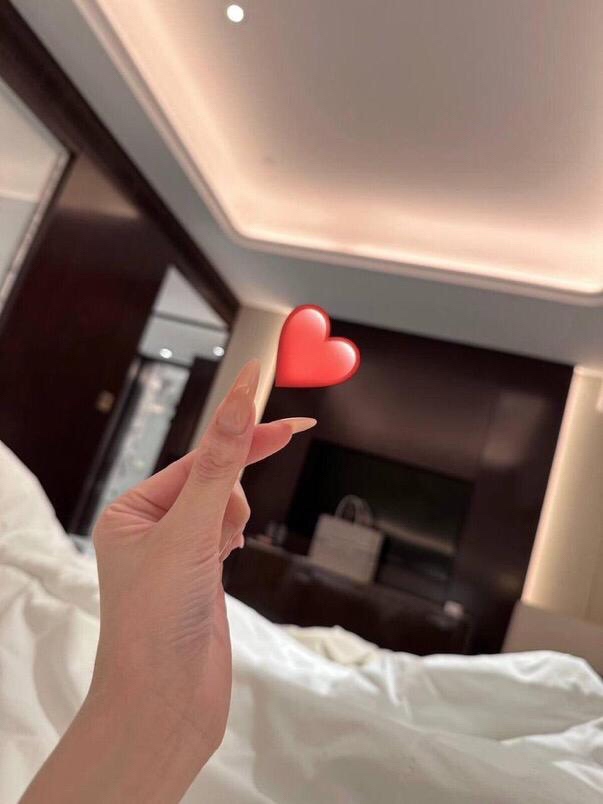 Luna_15180's tweet photo. I'm feeling confident and capable. I know that I can handle anything that comes my way today❤️ #positivevibes #feelingwell #morningfix https://t.co/9qpc8VG0ag