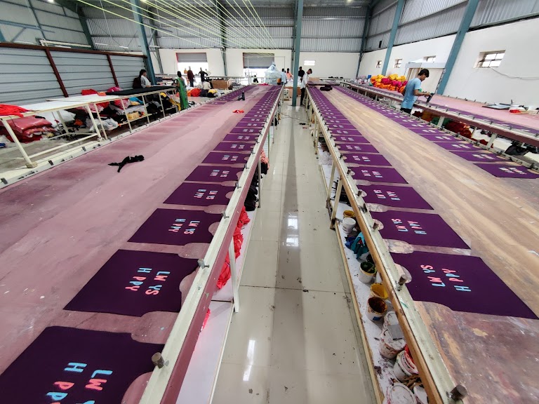 Nagpur_Vidarbha's tweet image. #Amravati #Vidarbha #TextileHub

#Amravati  will be Transformed into a new Textile Hub in India.

The &apos;5F&apos; Formula encompasses- Farm to Fibre;Fibre to factory;Factory to Fashion;Fashion to Foreign. 

Verito Textiles,Amravati.(Manufacturing Plant)