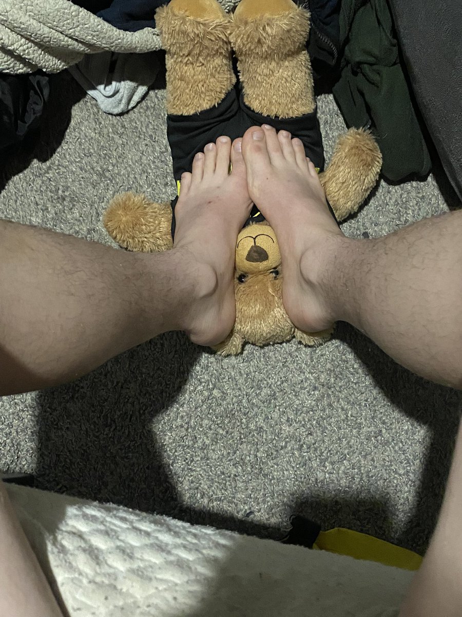 kingkashflow_'s tweet photo. I bet you wish you were under my smelly feet instead😈🦶But anyways… who wants to buy my dinner tonight🌭😈💪🏼

:/:/:/:/:/:/:/:/:/:/:/:/:/:/:/:/:/:/:/:/:/:/:/:/:/:/:/:/
#findom #ALPHA #cashapp #cashslave #sweatyfeet #worship #cashfag #footslave https://t.co/3cYcs0lqs7