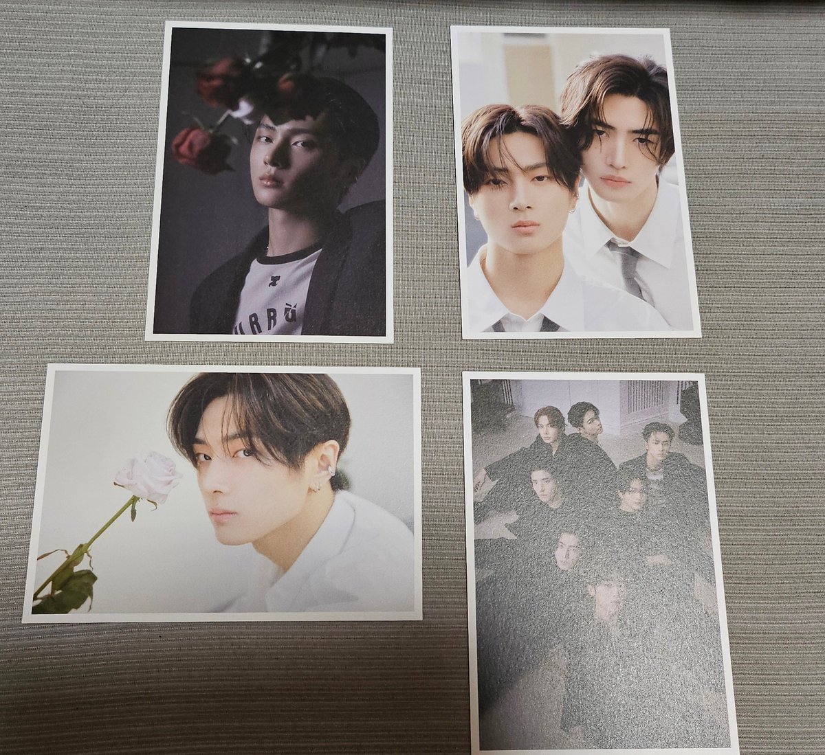 BTS_13nevermind's tweet photo. ENHYPEN 交換
DICON 写真集 特典 ポストカード

【譲】ジェイ 白・黒
　　　ユニット ジェイ&amp;ソンフン
　　　ALL 黒

【求】ニキ 白・黒
　　　ユニット ソヌ&amp;ニキ
　　　ALL 白

※同種の交換です
※郵送での交換希望
リプ、DMお待ちしております

 #ENHYPEN交換 https://t.co/FTTKn62P26